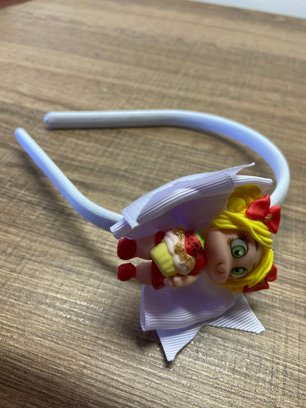 Tiara infantil Boneca