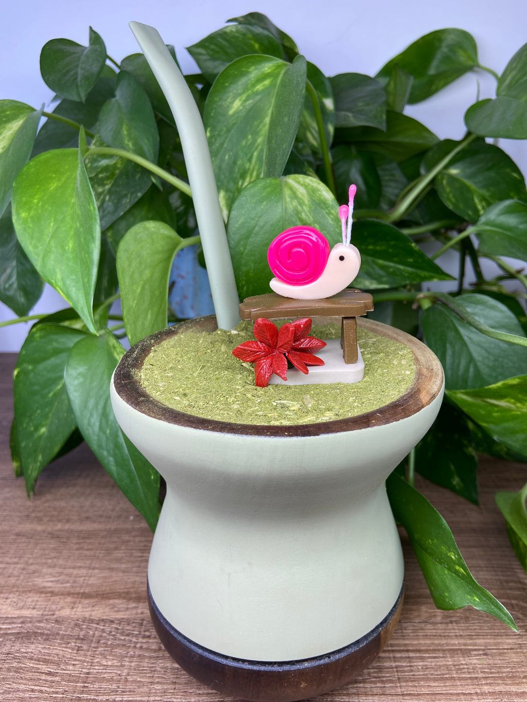 Caracol no banco | enfeite de chimarrão