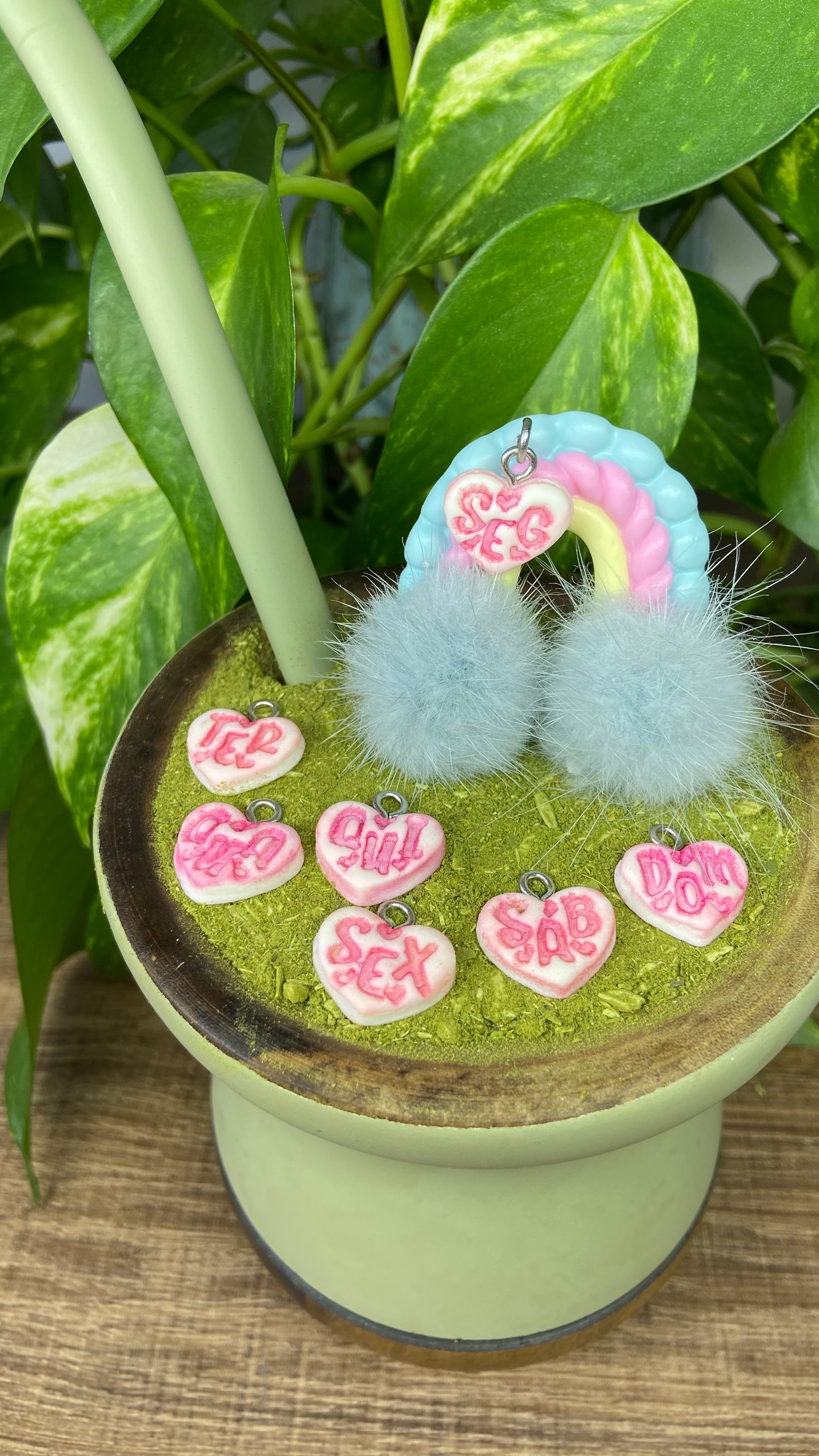 Troca Troca Arco Iris dias da semana | enfeite de chimarrão