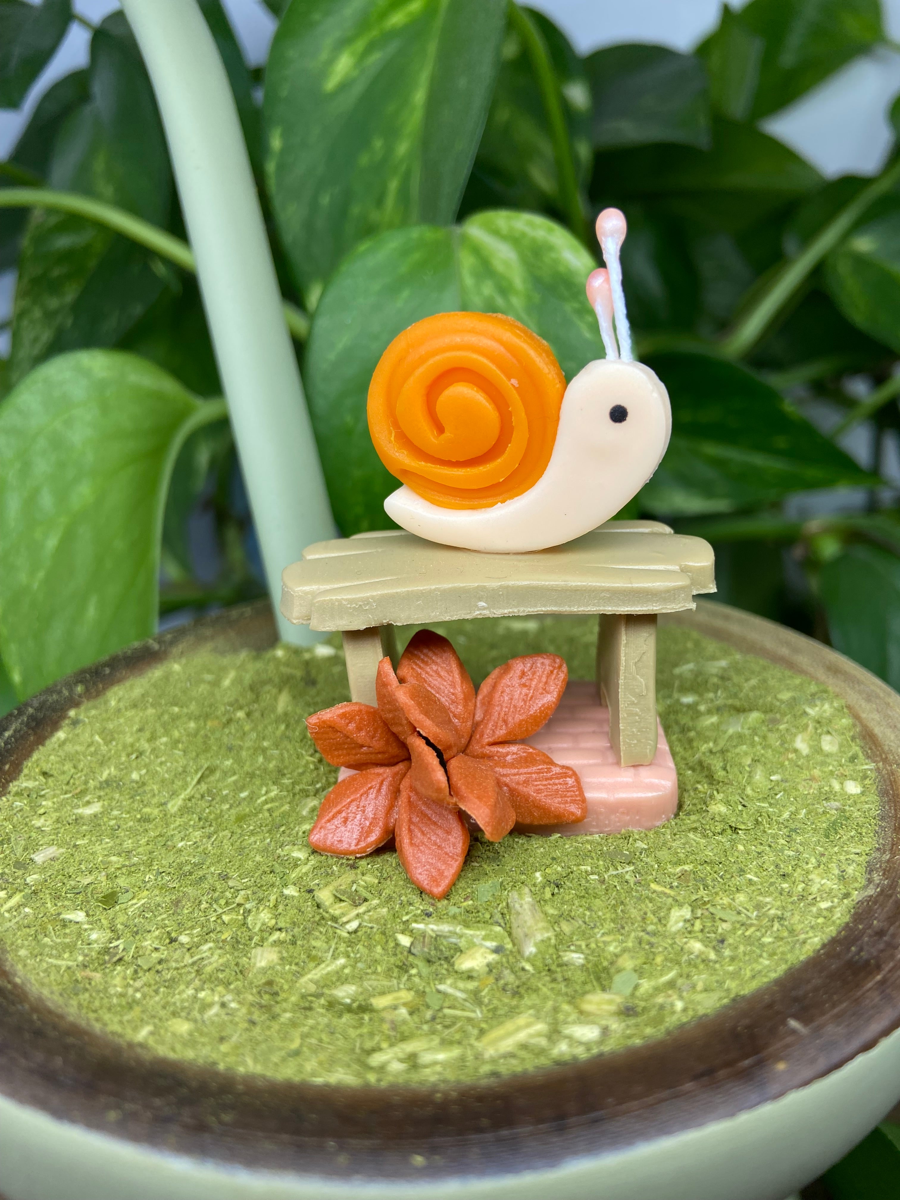 Caracol no banco | enfeite de chimarrão