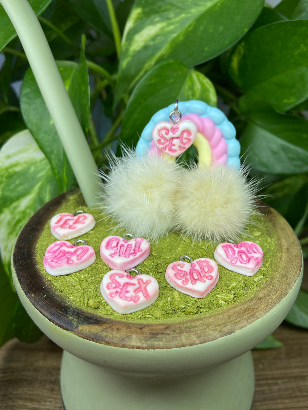 Troca Troca Arco Iris dias da semana | enfeite de chimarrão