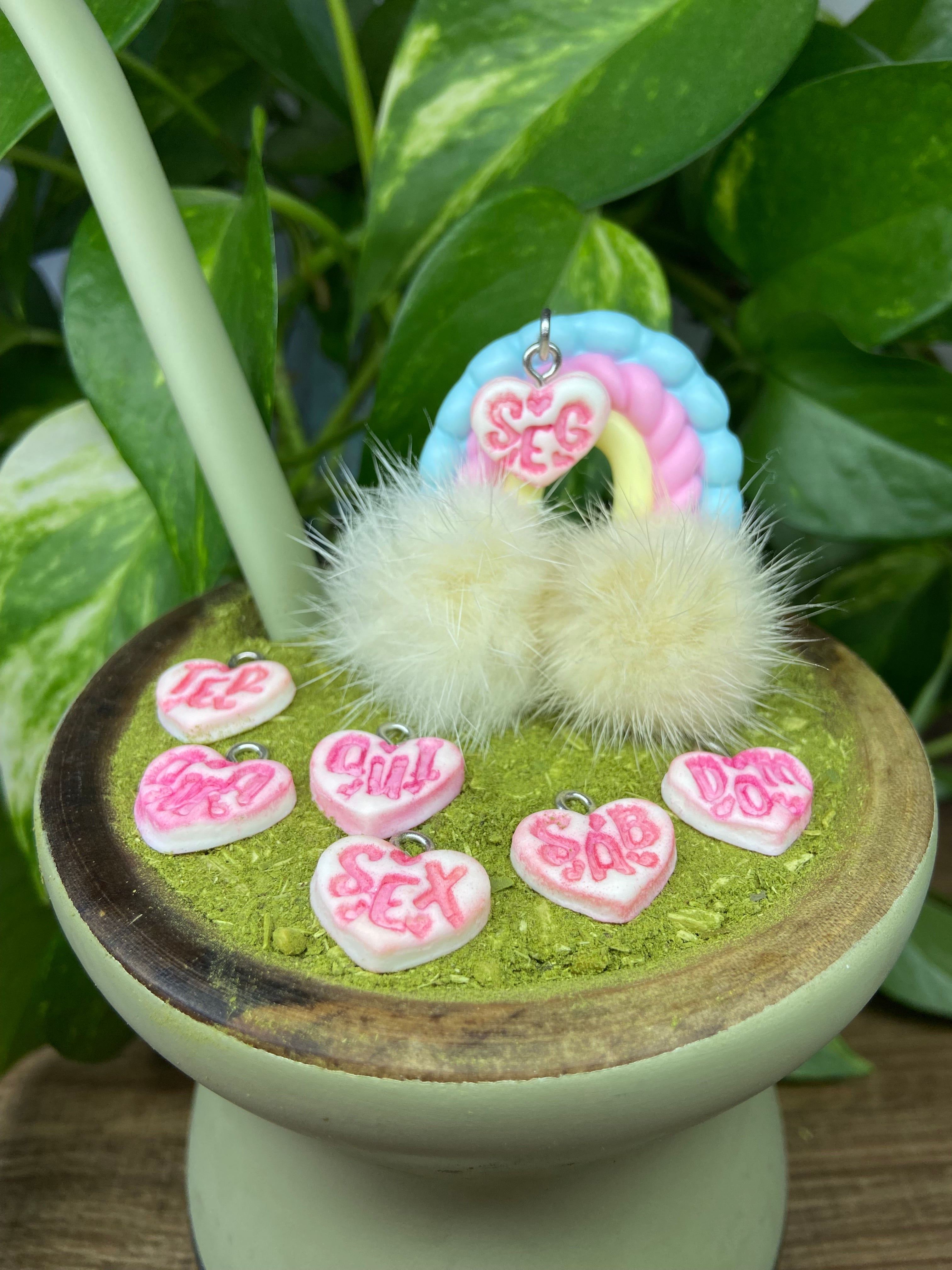 Troca Troca Arco Iris dias da semana | enfeite de chimarrão