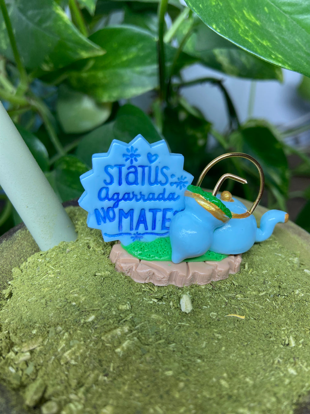 Status agarrada no Mate | enfeite de chimarrão