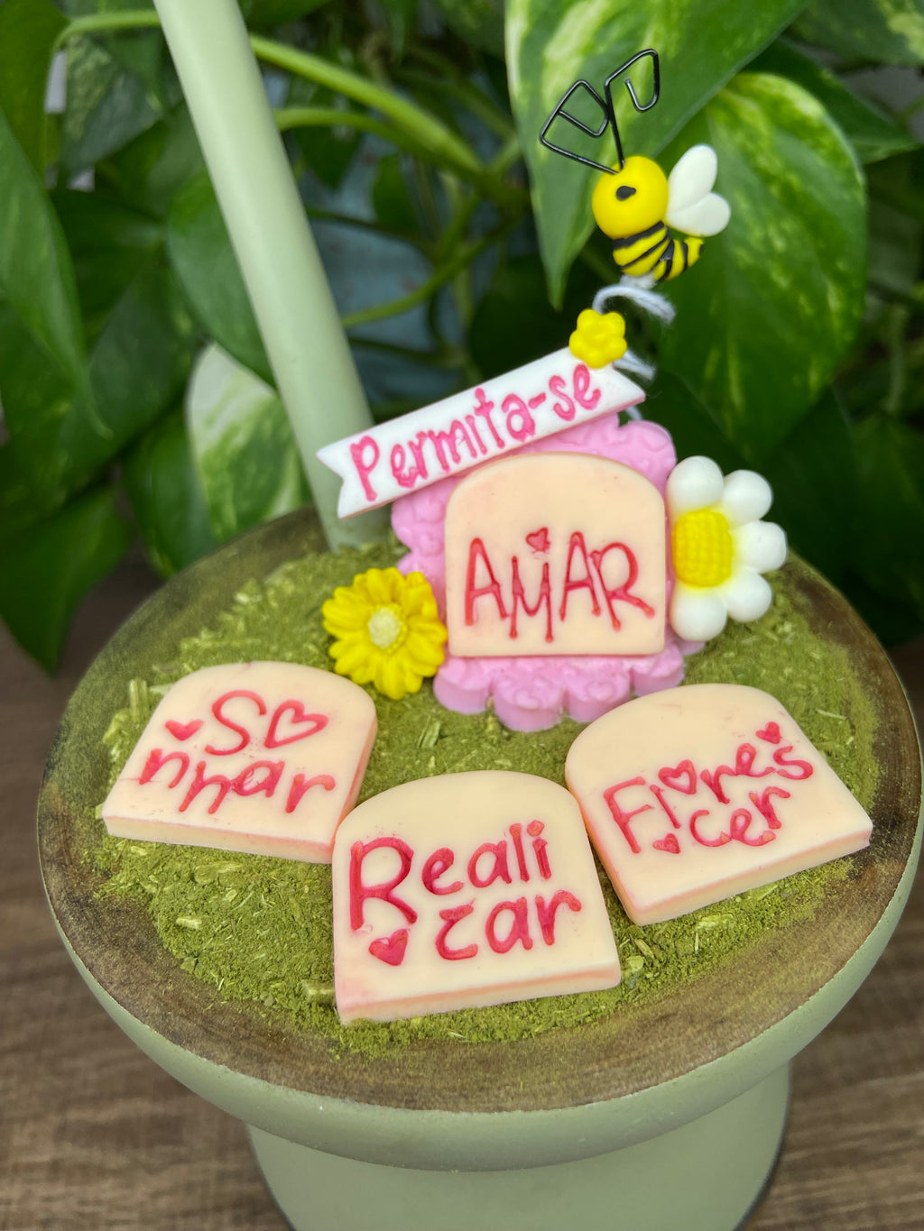 Permita-se, sonhar, amar, realizar e florecer