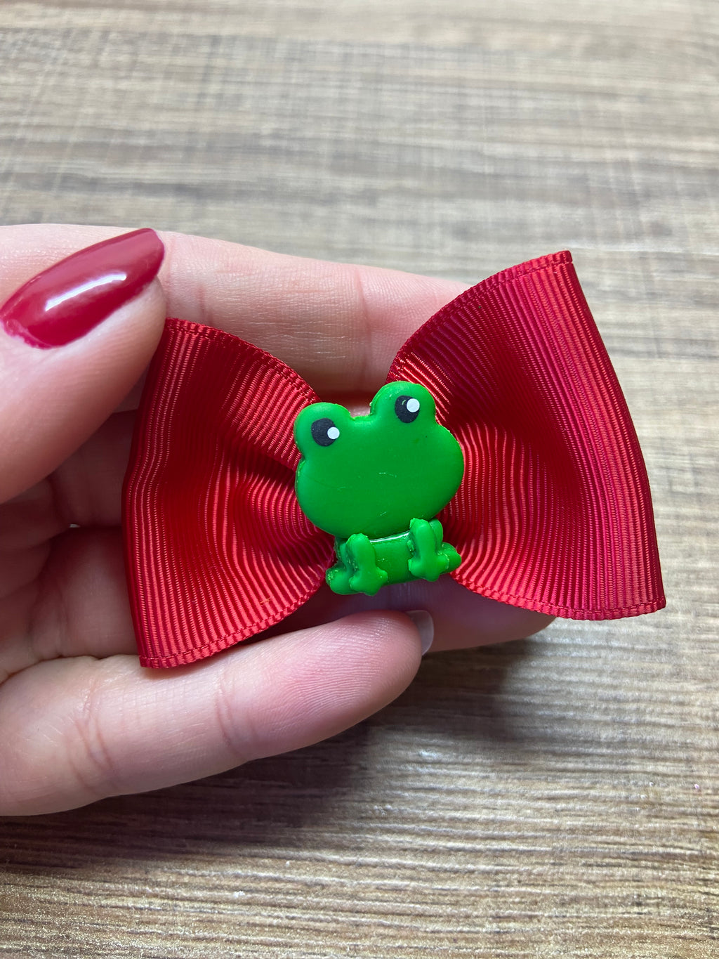 Laços de cabelo pequeno sapinho